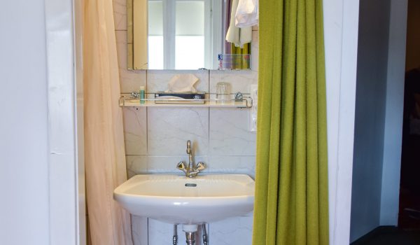 Zimmer_2_Strauss_2462